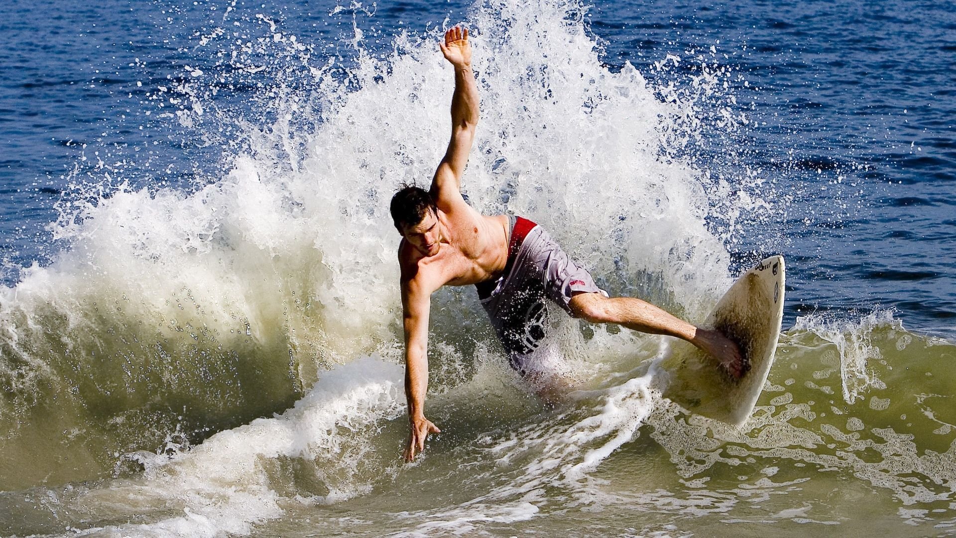 高山滑雪总决赛 中国选手首次跻身世界杯积分前六